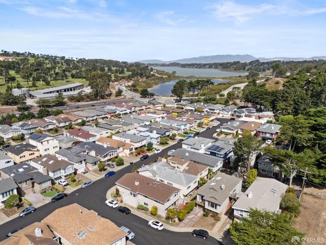 30 Manor Court, Daly City, CA 94015