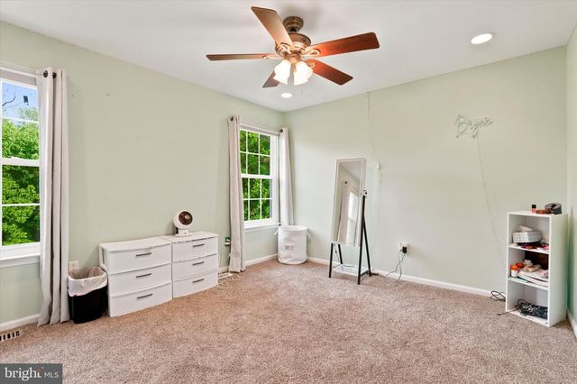 1725 MEYER WAY, Jamison, PA 18929