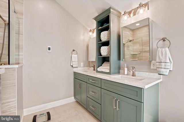 1725 MEYER WAY, Jamison, PA 18929