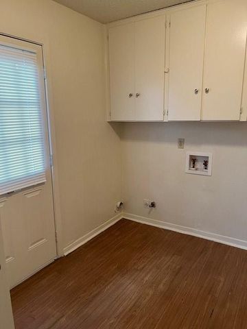 812 Ranch RD A, Georgetown, TX 78628