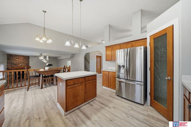 7920 S 59th Street, Lincoln, NE 68516