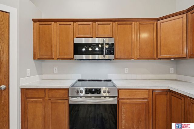 7920 S 59th Street, Lincoln, NE 68516