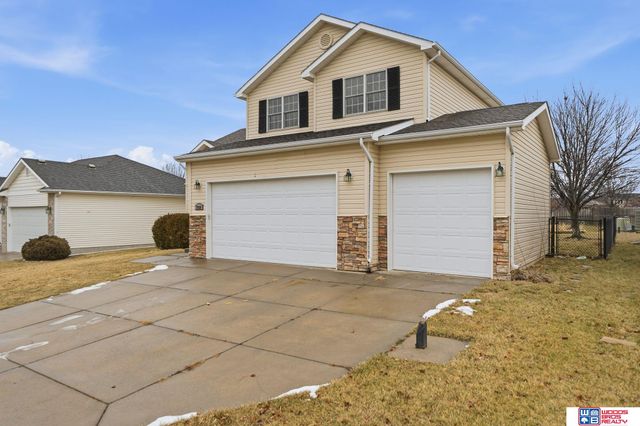 7920 S 59th Street, Lincoln, NE 68516
