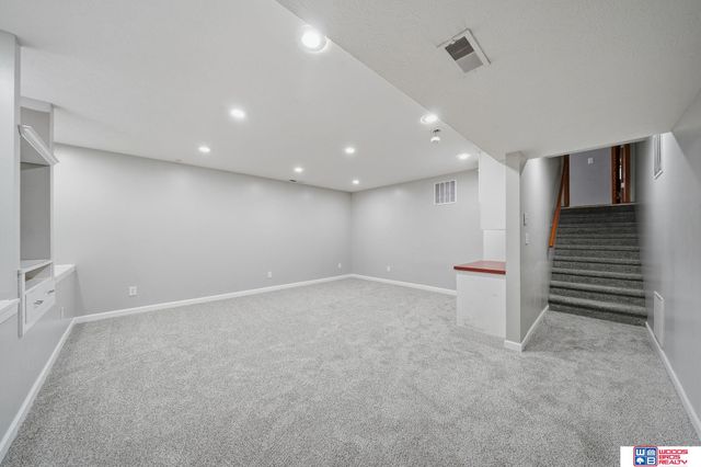 7920 S 59th Street, Lincoln, NE 68516