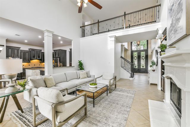 14123 Bloomingdale Manor Drive, Cypress, TX 77429