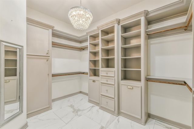 14123 Bloomingdale Manor Drive, Cypress, TX 77429