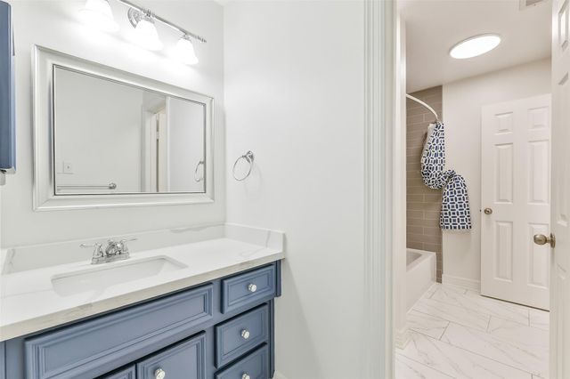 14123 Bloomingdale Manor Drive, Cypress, TX 77429