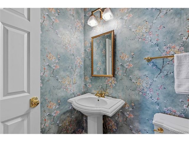 458 Grey Squirrel Way, Franktown, CO 80116