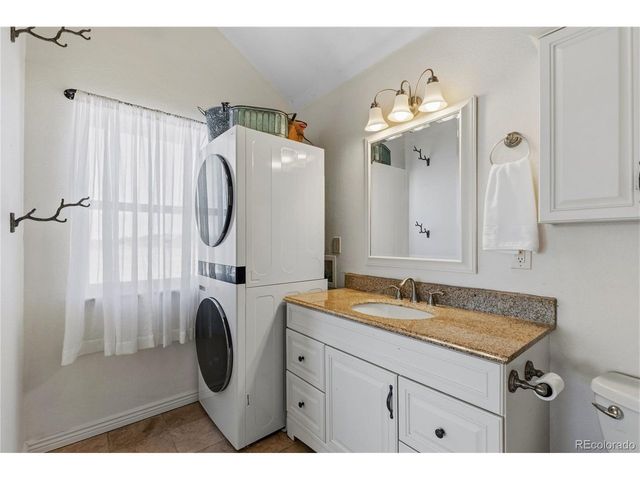 458 Grey Squirrel Way, Franktown, CO 80116