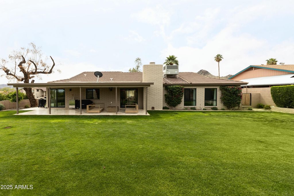 property-img