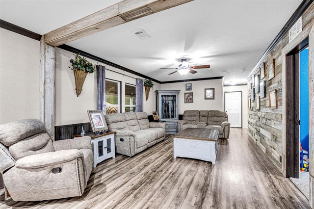 27250 Remmington Forest E, Magnolia, TX 77355