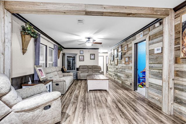 27250 Remmington Forest E, Magnolia, TX 77355