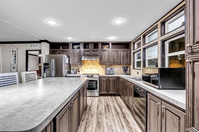 27250 Remmington Forest E, Magnolia, TX 77355