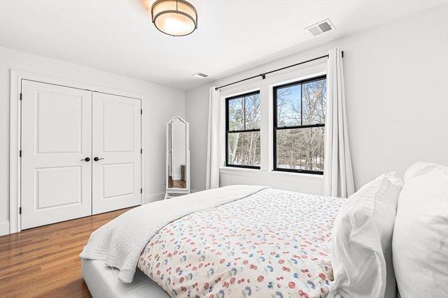 2 Arrow Path, Natick, MA 01760