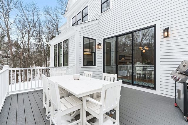 2 Arrow Path, Natick, MA 01760