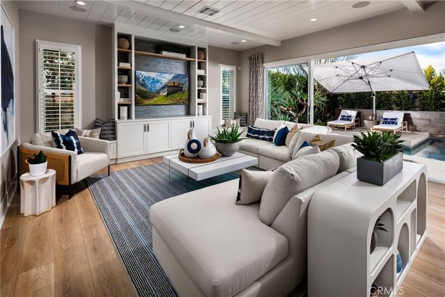 120 Chapman, Lake Forest, CA 92630