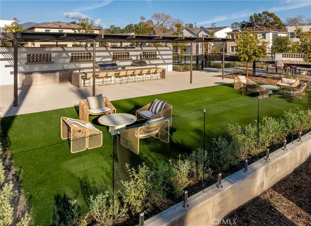 120 Chapman, Lake Forest, CA 92630