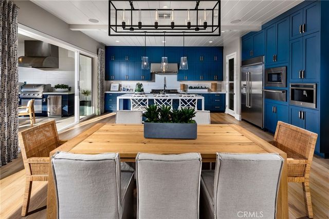 120 Chapman, Lake Forest, CA 92630