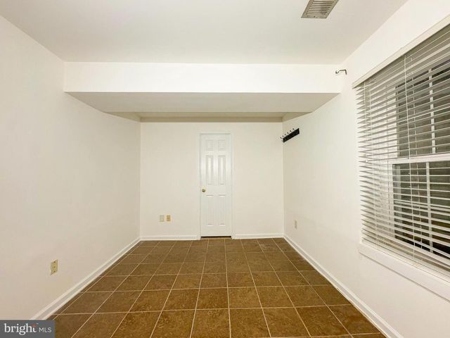 8153 TELEGRAPH RD, Severn, MD 21144