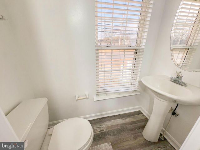 8153 TELEGRAPH RD, Severn, MD 21144