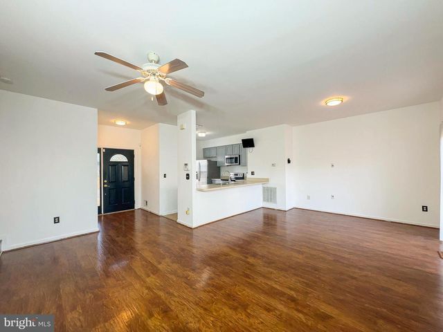 8153 TELEGRAPH RD, Severn, MD 21144