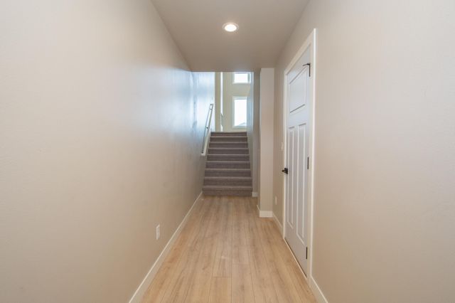 6590 68th Street S, Horace, ND 58047