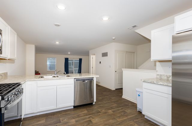 3831 Currant Lane, Elgin, IL 60124