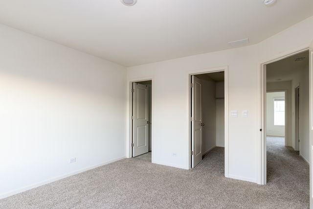 3831 Currant Lane, Elgin, IL 60124