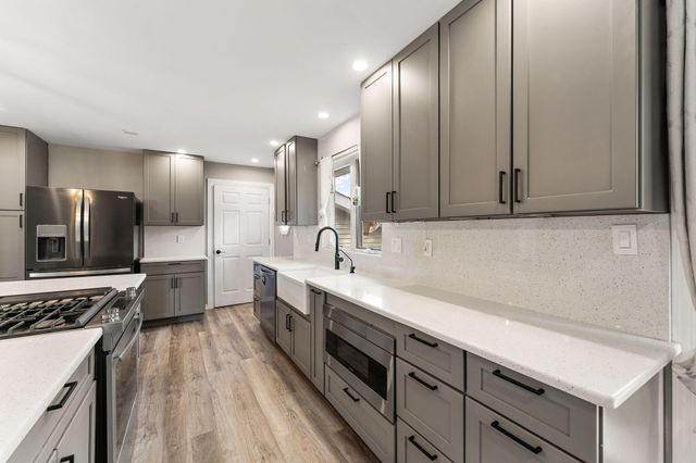 13667 W 89th Place, St. John, IN 46373