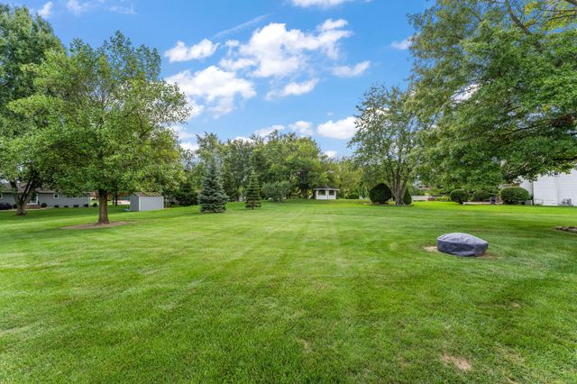 13667 W 89th Place, St. John, IN 46373