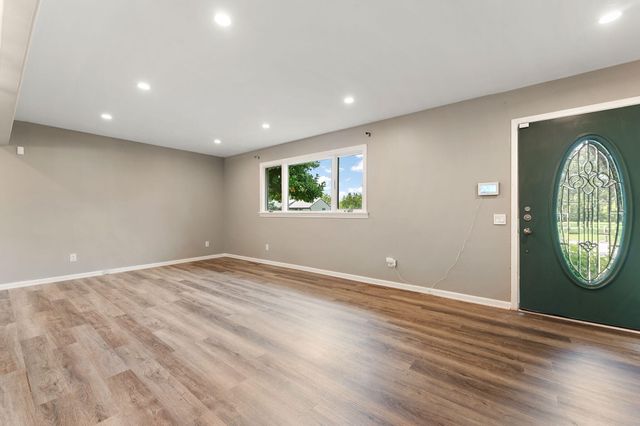 13667 W 89th Place, St. John, IN 46373