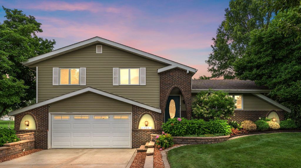 13667 W 89th Place, St. John, IN 46373