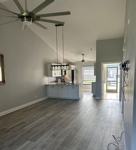 7716 SE Sugar Sand Circle, Hobe Sound, FL 33455