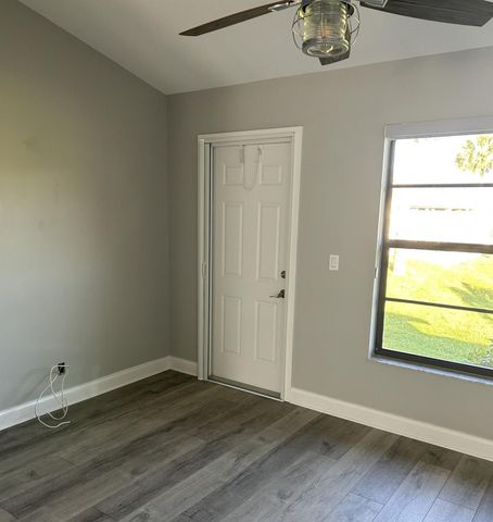 7716 SE Sugar Sand Circle, Hobe Sound, FL 33455