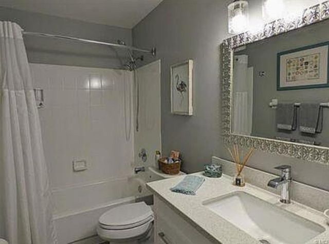 7716 SE Sugar Sand Circle, Hobe Sound, FL 33455