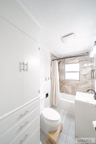 3 S 55 W, Blackfoot, ID 83221