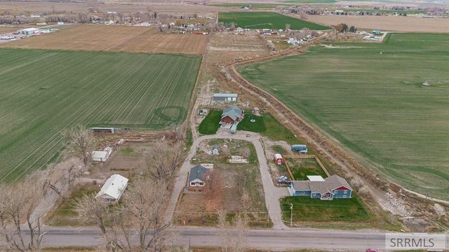 3 S 55 W, Blackfoot, ID 83221