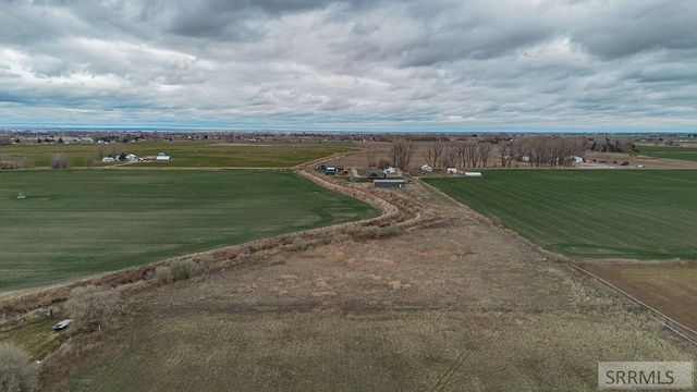 3 S 55 W, Blackfoot, ID 83221