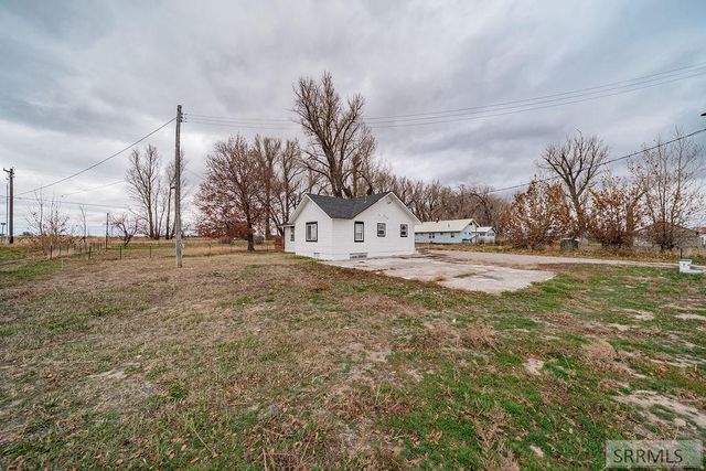 3 S 55 W, Blackfoot, ID 83221
