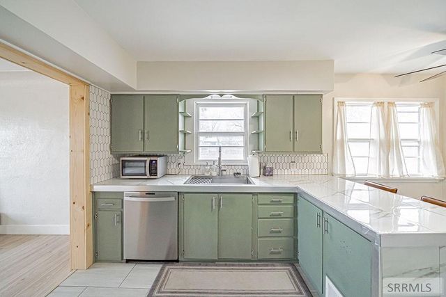 3 S 55 W, Blackfoot, ID 83221