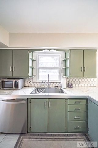 3 S 55 W, Blackfoot, ID 83221