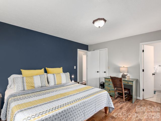 1541 Utah Mountain Road, Waynesville, NC 28785