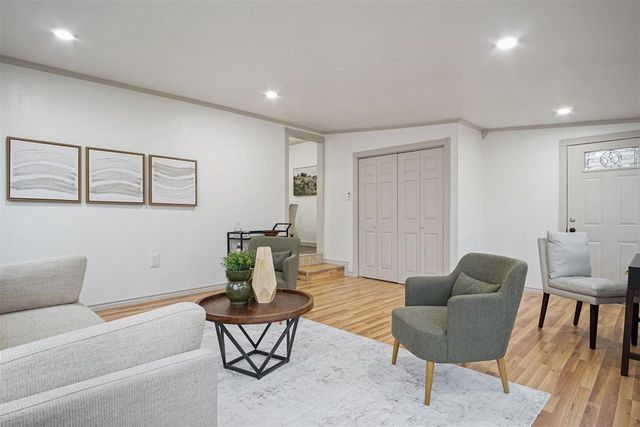 1410 W Warner Avenue, Guthrie, OK 73044