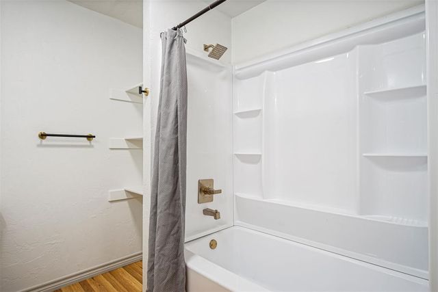 1410 W Warner Avenue, Guthrie, OK 73044