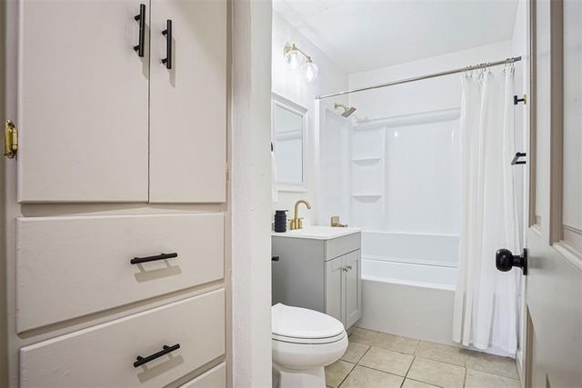 1410 W Warner Avenue, Guthrie, OK 73044