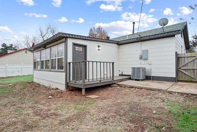 1410 W Warner Avenue, Guthrie, OK 73044
