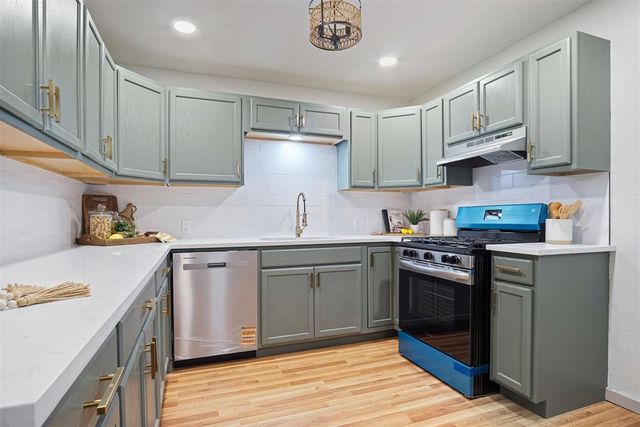 1410 W Warner Avenue, Guthrie, OK 73044