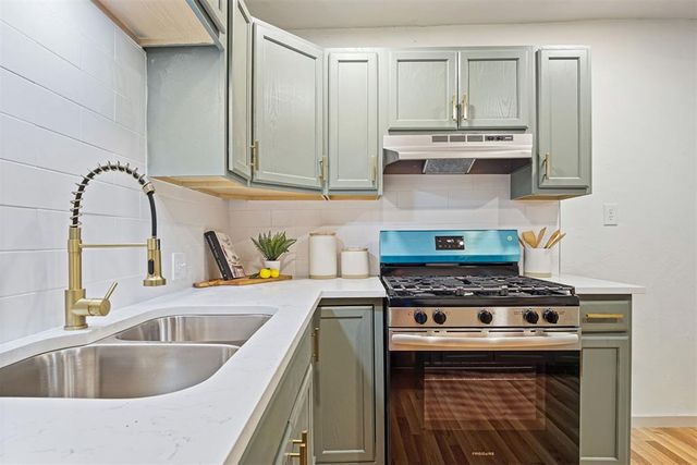 1410 W Warner Avenue, Guthrie, OK 73044