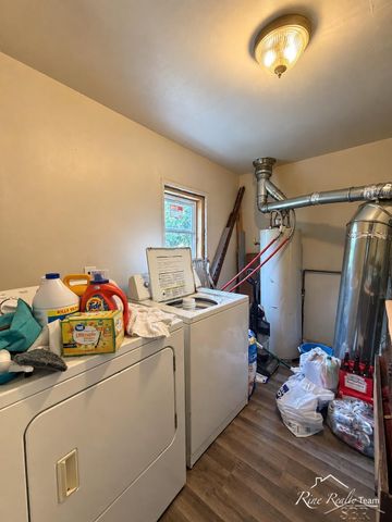 2421 Collingwood Avenue, Saginaw, MI 48601