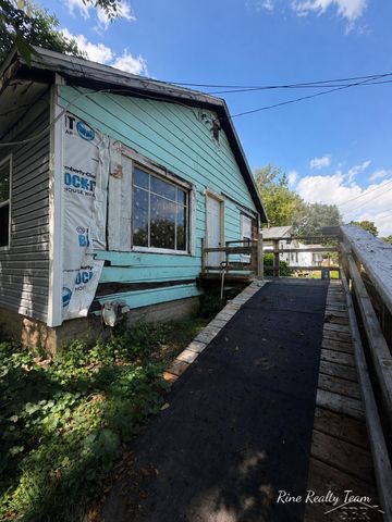 2421 Collingwood Avenue, Saginaw, MI 48601